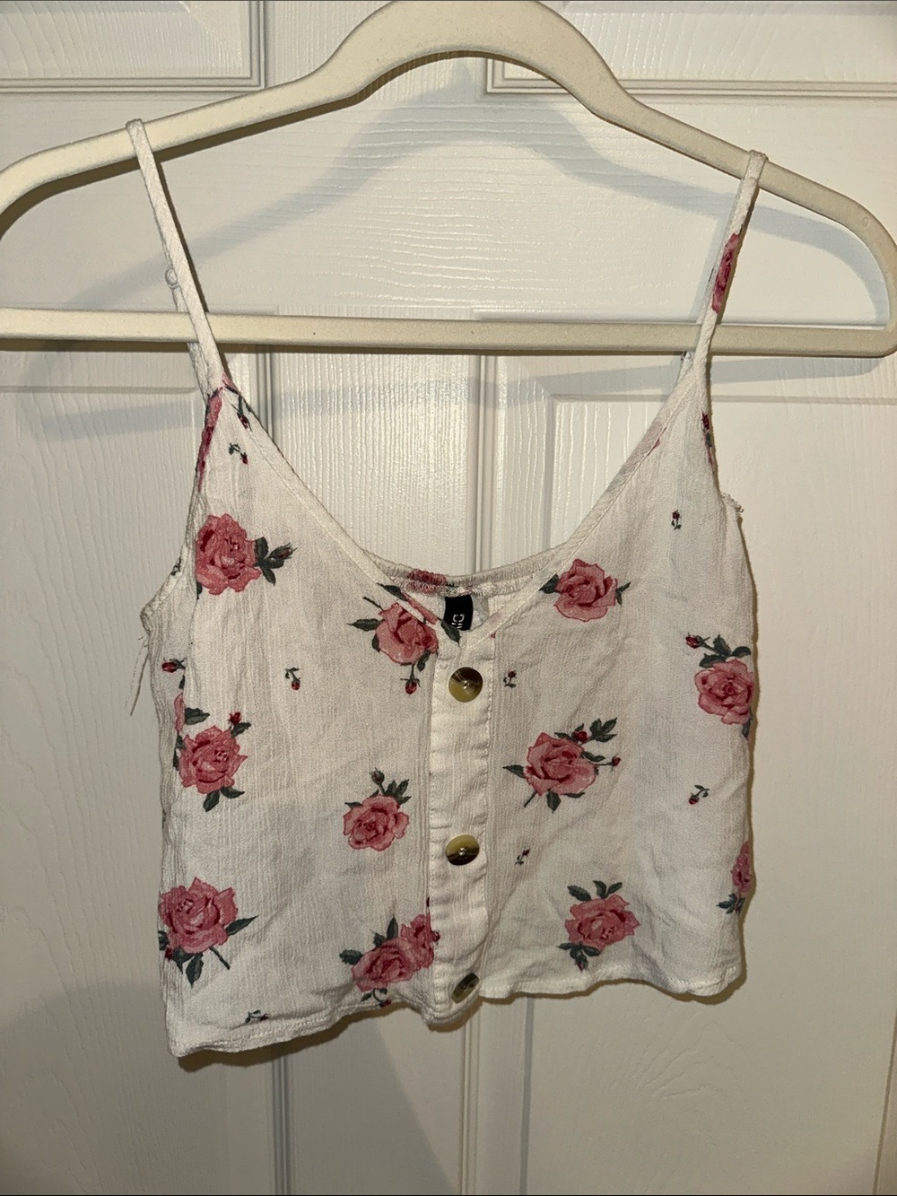 Universal Thread White Floral Button-Front Camisole